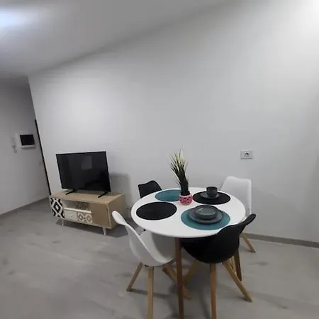 Piso Zona Mesa Y Lopez Apartment *